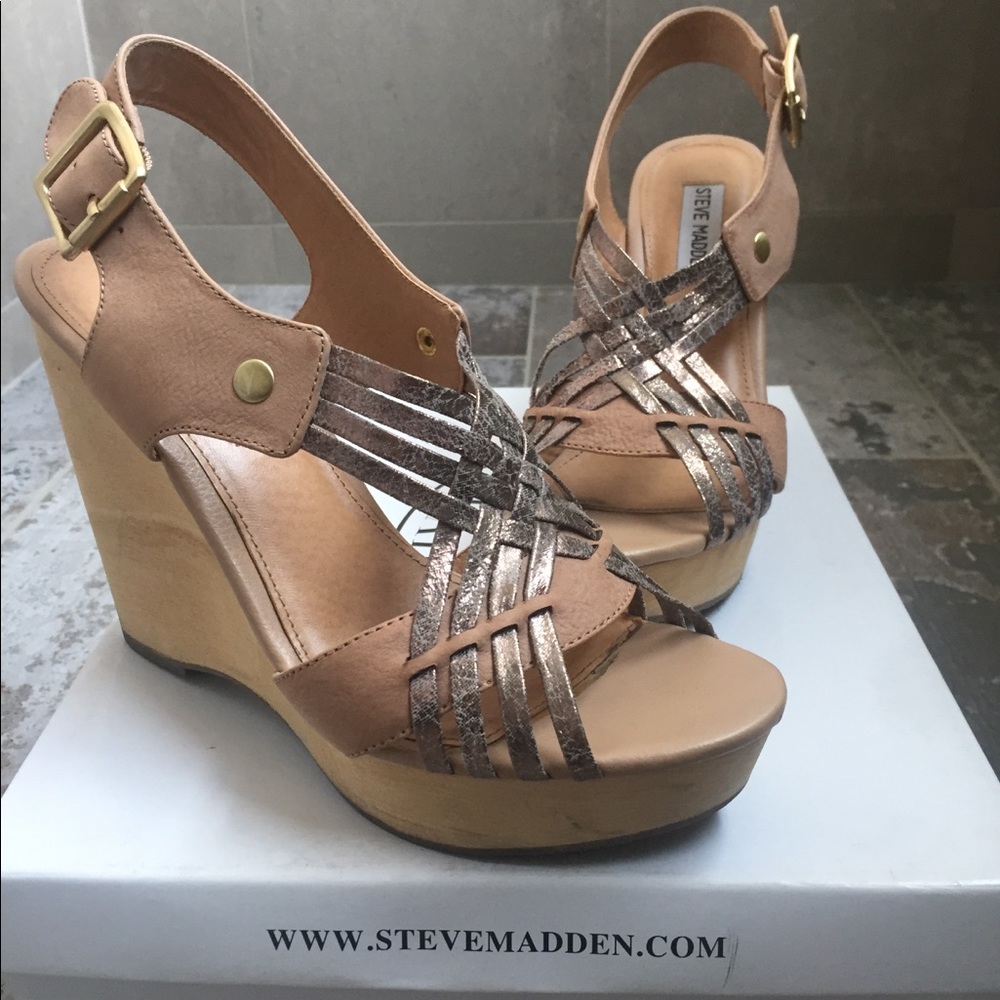 Steve Madden Turnpyke Wedge Sandal